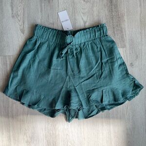 Fun 2 Fun Sage Green Linen Rayon Blend Ruffle Trim Springtime Cute Shorts NEW SM